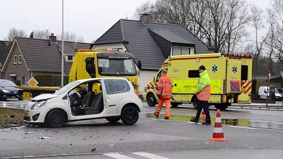 Man bekneld bij ongeluk in Zwolle