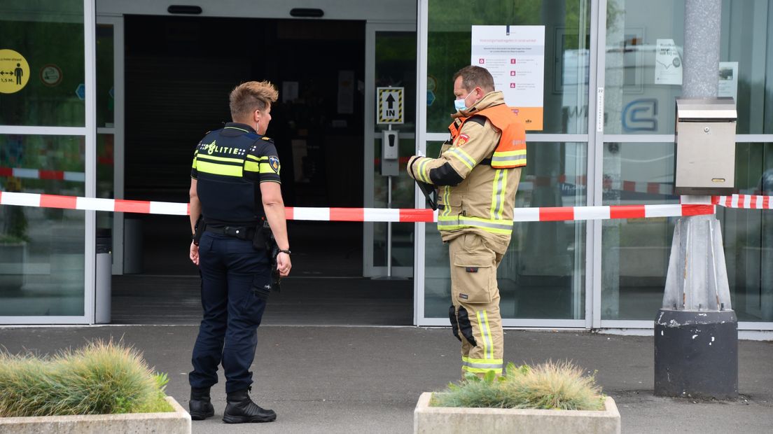 Winkelcentrum Hulst ontruimd na steekvlam bij werkzaamheden