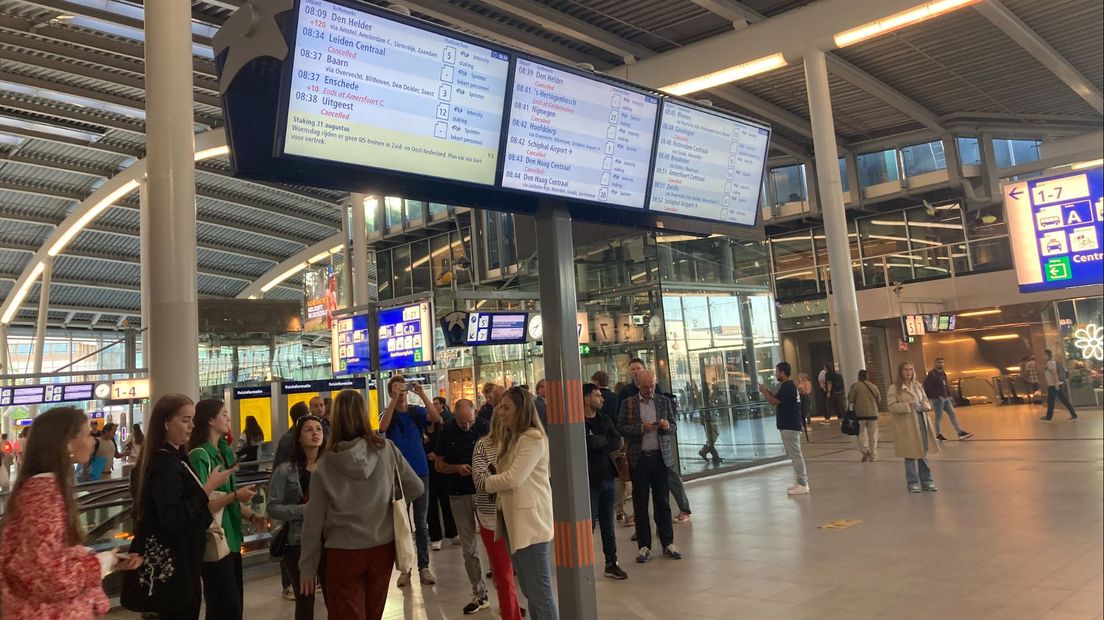 Het station tijdens een eerdere staking, eind augustus.