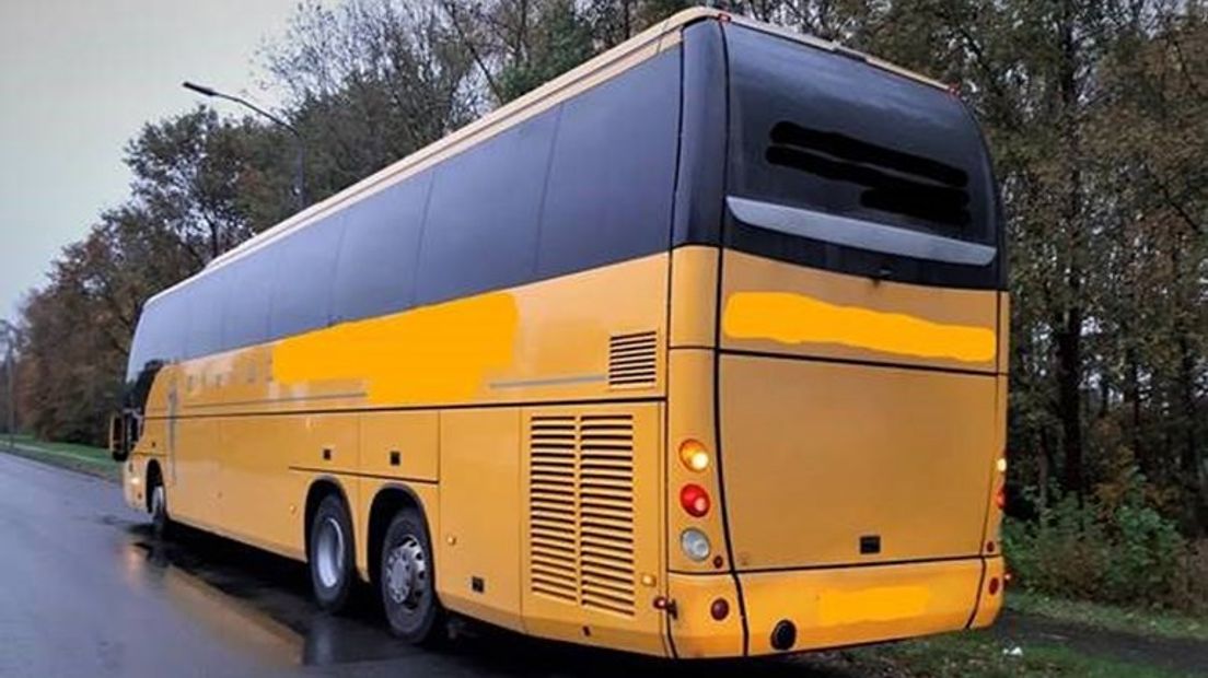 Bus vol Moldaviërs aangehouden (Rechten: Koninklijke Marechaussee)