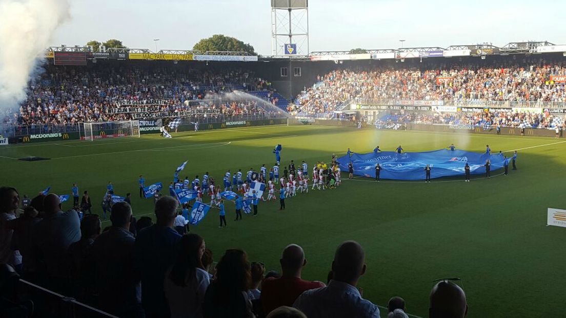 Het stadion van PEC Zwolle, waar Mokhtar vertrekt
