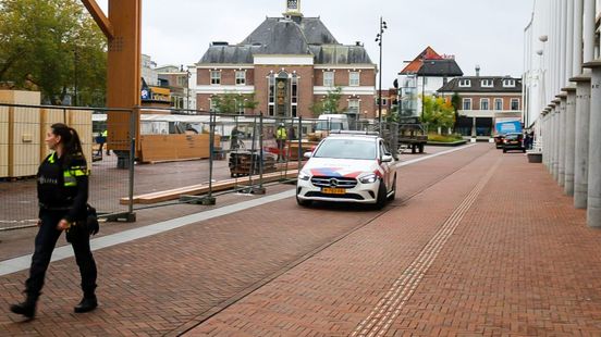 Paniek in Apeldoorn • gewonden na kettingbotsing. Paniek in Apeldoorn • gewonden na kettingbotsing.
