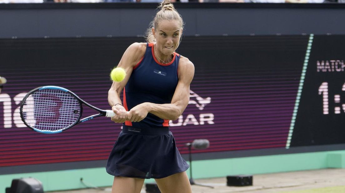 Arantxa Rus in actie op het Libema Open in Rosmalen.