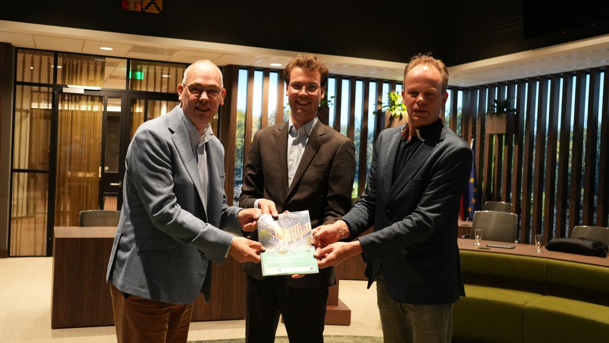 Bestuursakkoord Leusden: coalitie ziet toch kansen voor windmolenpark langs A28