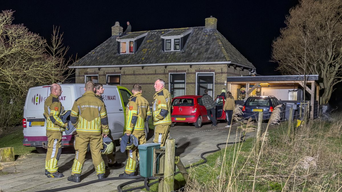 Verkiezingsspanddoek gemeente De Fryske Marren beschadigd