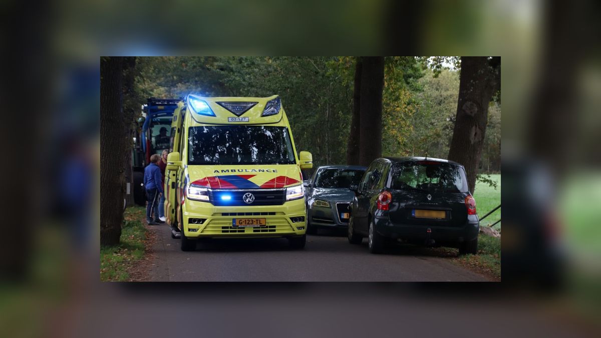 Fietser gewond na botsing met auto in Haskerhorne