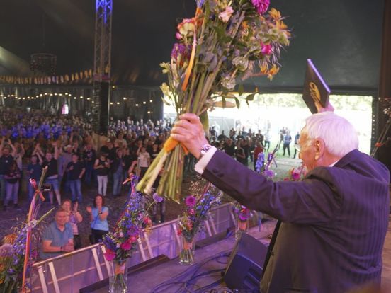 ‘Vergeten’ vinylartiesten stralen op Tributefestival in Sint Jansklooster