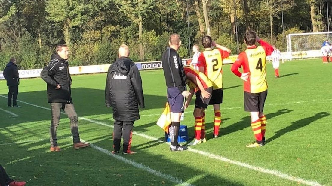 De wedstrijd tussen Dalfsen en Gieten is gestaakt bij een 3-0 tussenstand