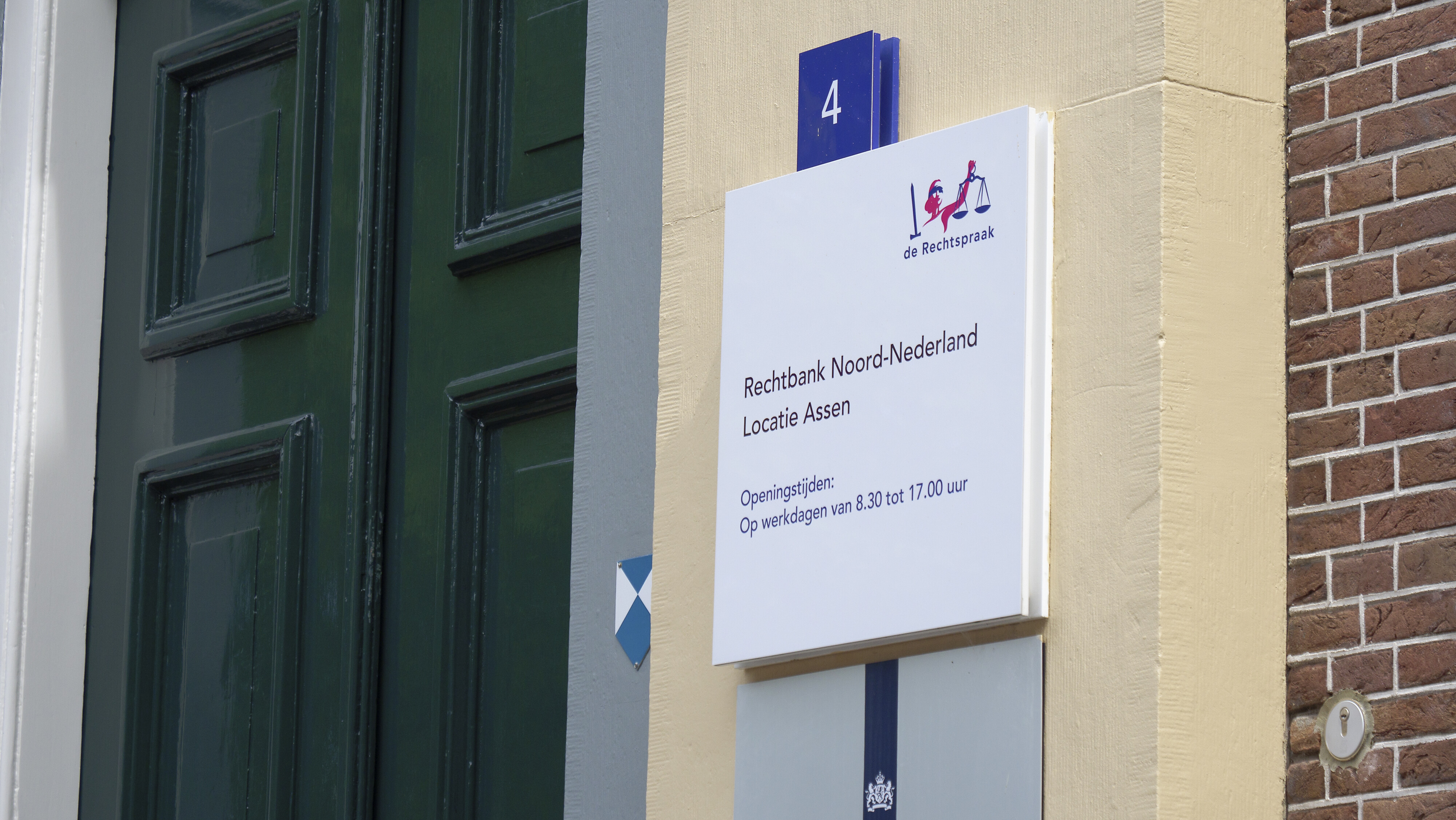 Eis: 4,5 jaar voor verkrachting tiener en sekschatten met jonge meisjes