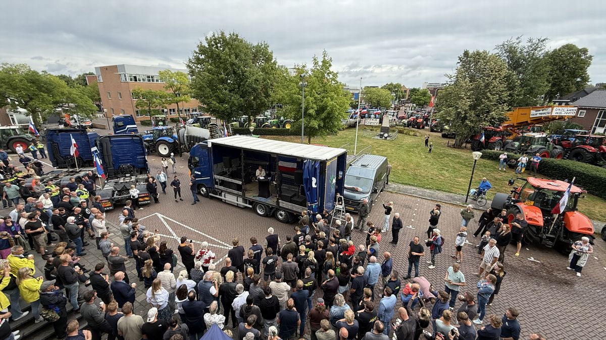 Burgemeester Thijsen haalt uit naar kabinet • Centrum van Assen stroomt vol