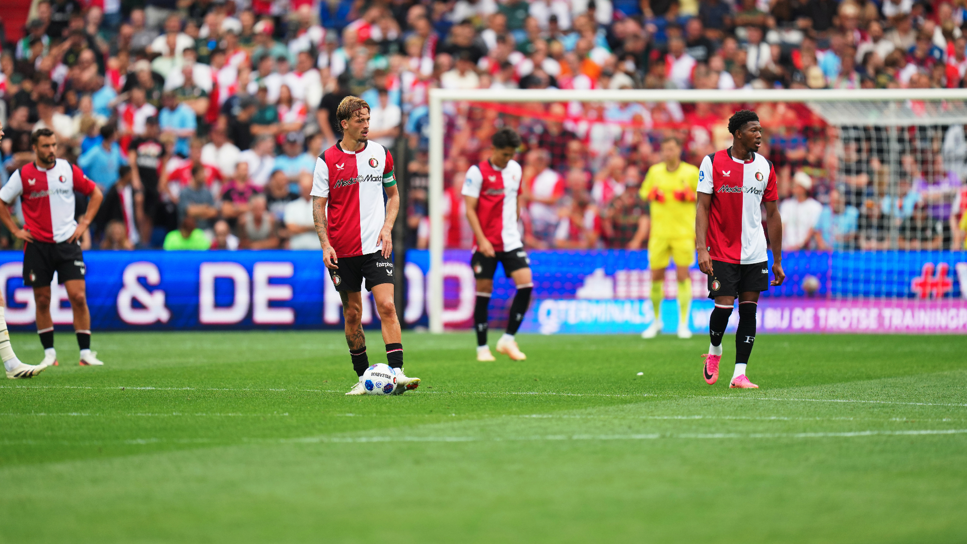 Feyenoord baalt van aansluitingstreffer Go Ahead Eagles