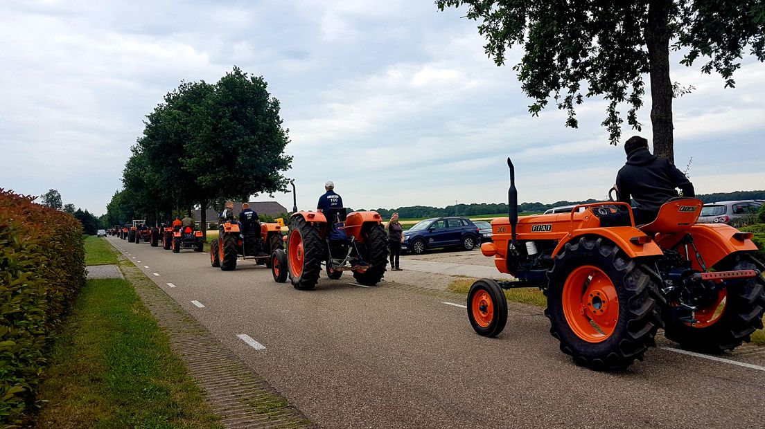 Een ode aan de Fiat-tractor. (Rechten: Jasmijn Wijnbergen/RTV Drenthe)