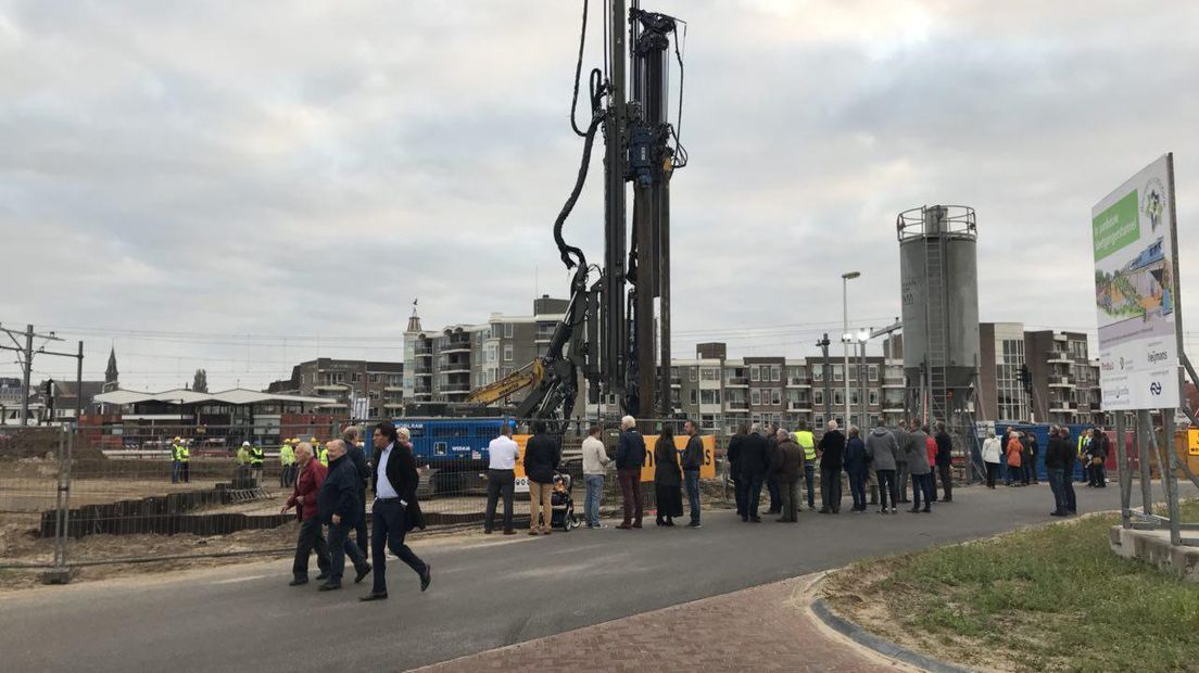 De aanleg van de tunnel van station Coevorden is begonnen (Rechten: RTV Drenthe/Erwin Kikkers)