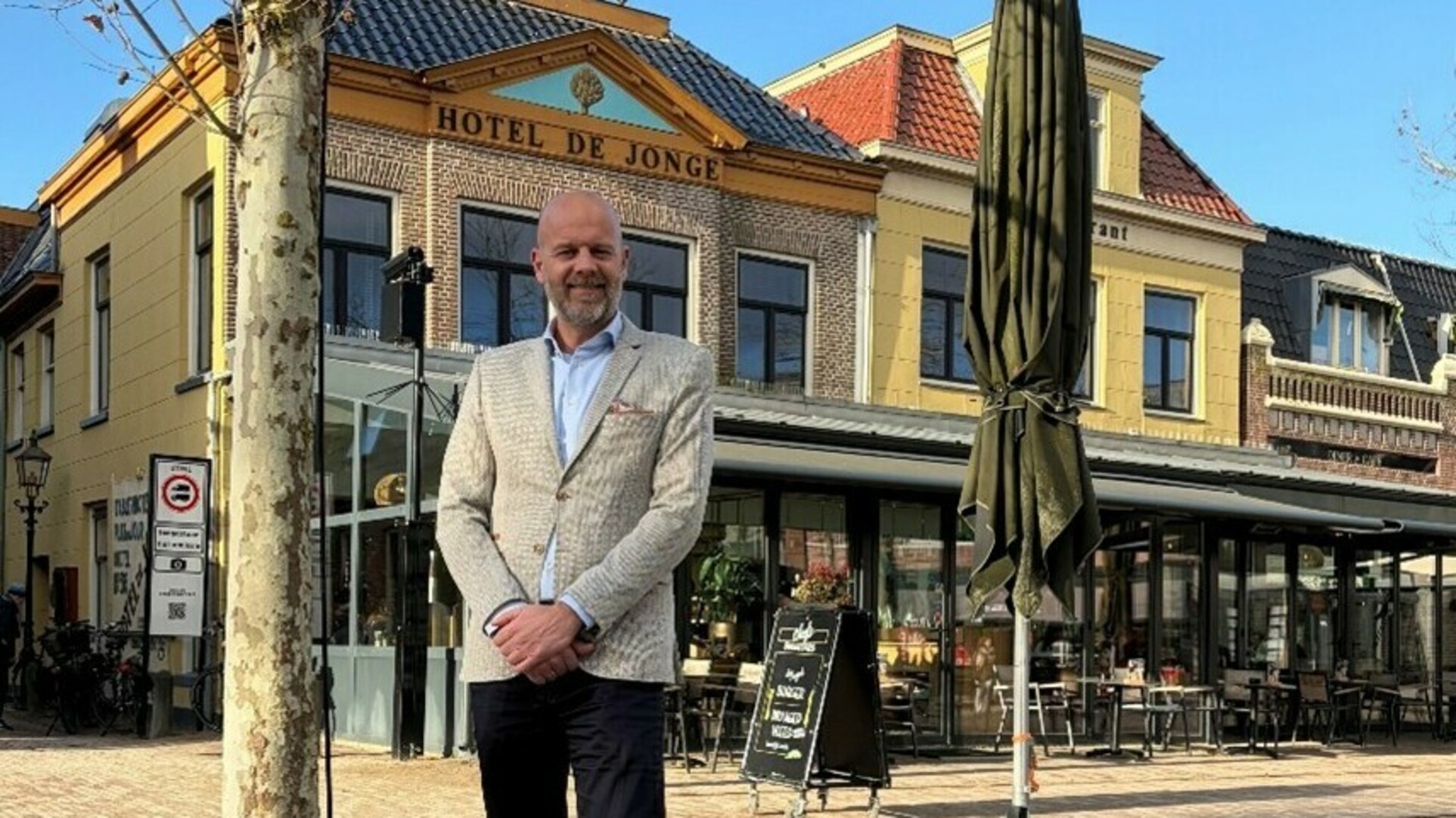 Hotel De Jonge in nieuwe handen: 'Fijn om na zoveel jaren in Assen te werken'