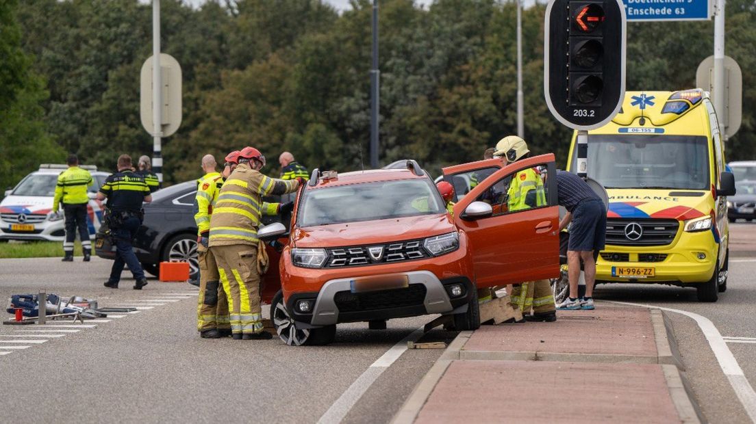 Een van de slachtoffers zat bekneld en moest door de hulpdiensten worden bevrijd