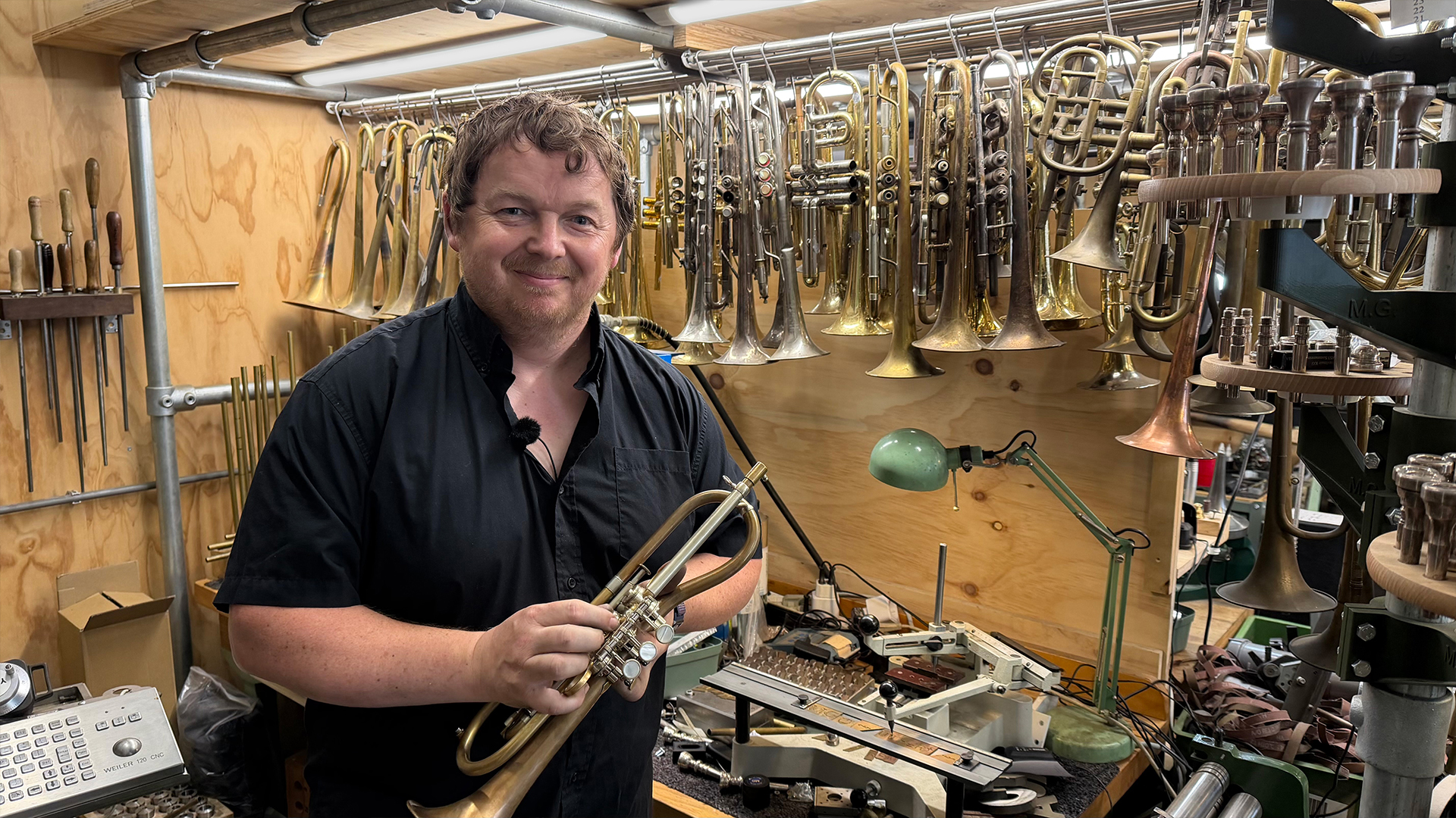 Mark wilde elektricien worden maar bouwt nu trompetten die de hele wereld over gaan