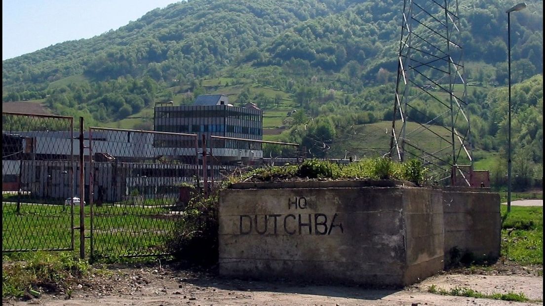 De plek waar de Dutchbatters in Potocari gelegerd waren (Rechten: ANP / Jan Kooy)