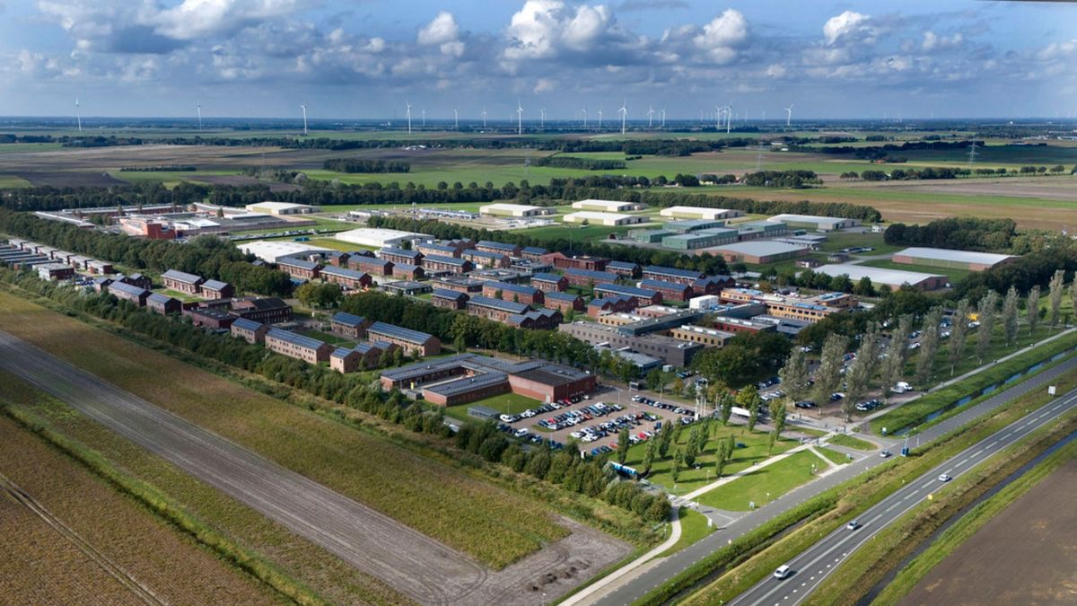 Gemeente Westerwolde plant treinstation achter azc Ter Apel