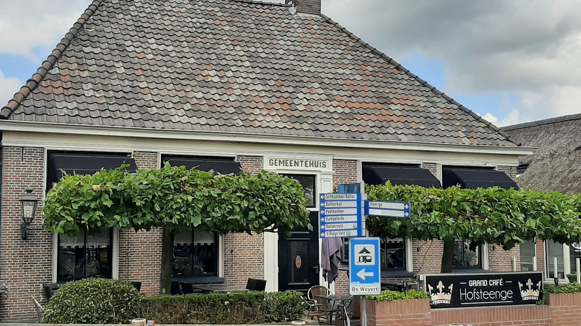 Zo Vergaat Het Onze Oude Statige Gemeentehuizen: Het Raadhuis Van Rolde ...