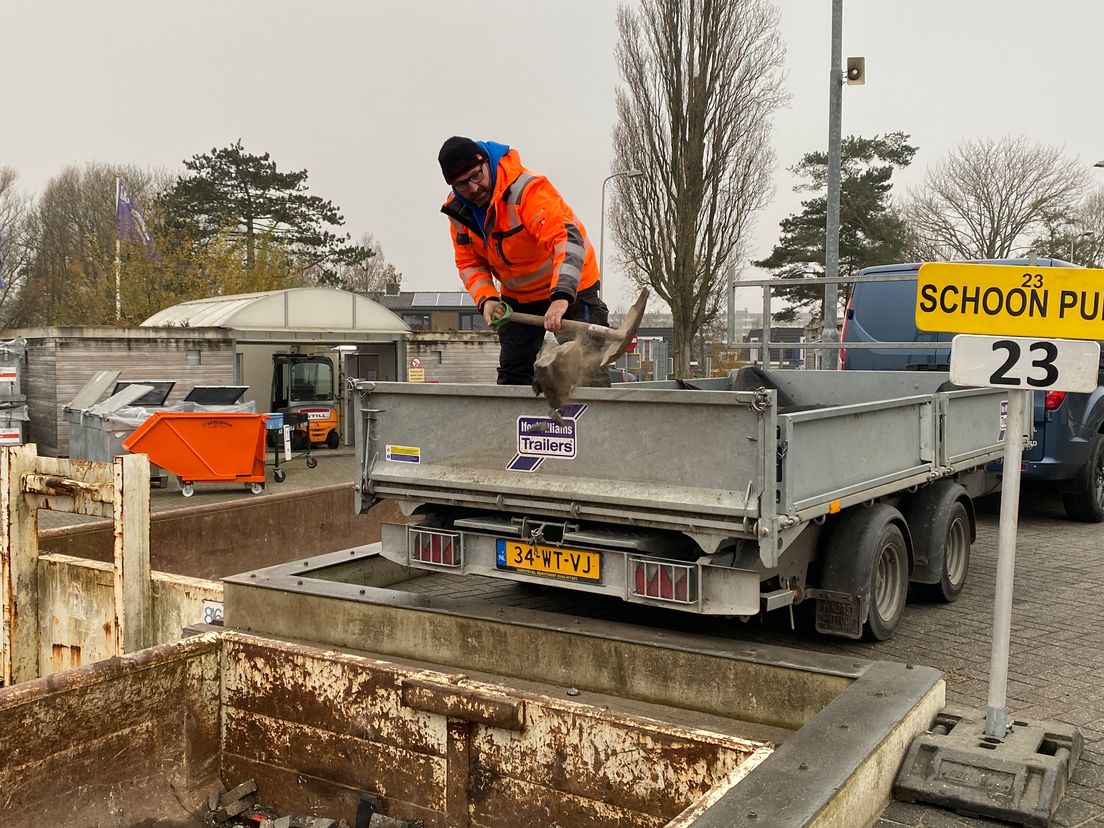 Puincontainer bij Capels afvalbrengstation