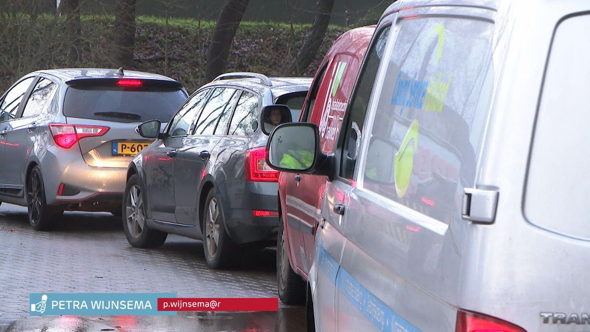 Met de auto door de wasstraat voor kerst 'Het is toch een