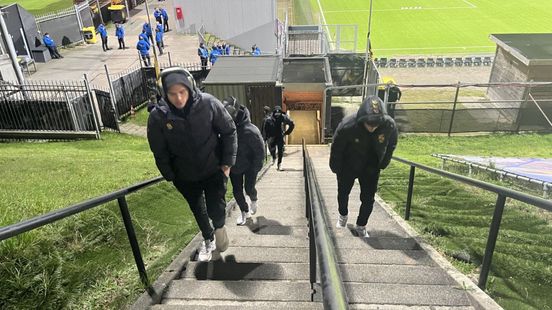 LIVE | Heeft het besluit van de KNVB invloed op het spel van Vitesse in Venlo?