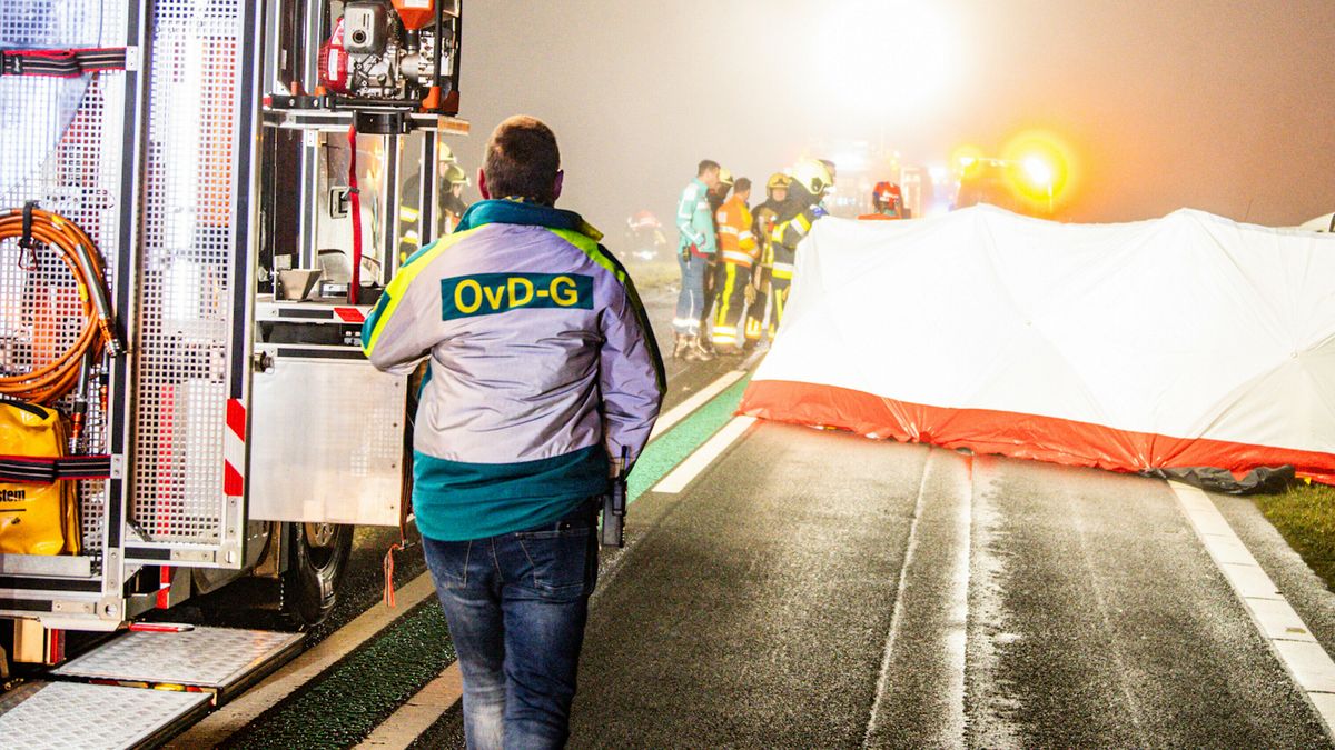 Vrouw (22) overleden bij ongeluk in dichte mist bij Makkinga
