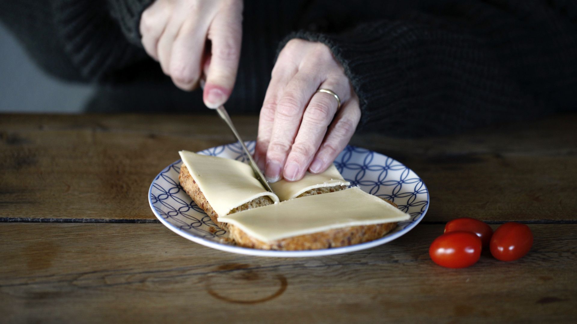 Jouw bruine boterham met kaas is een stuk duurder, maar waarom