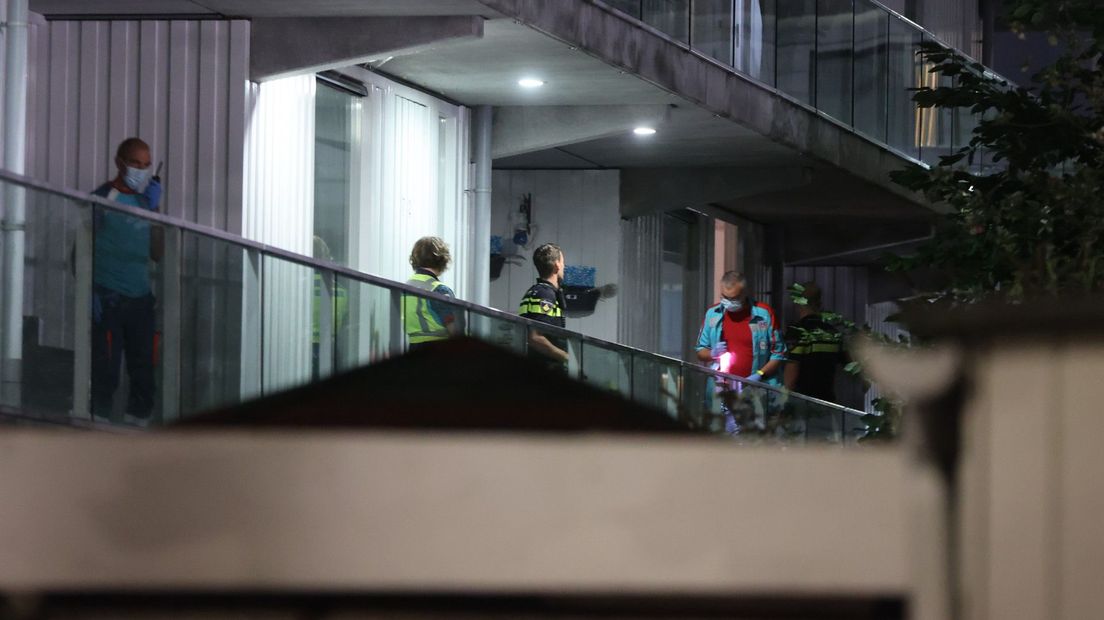 Overleden persoon gevonden in flatgebouw Lindberghlaan