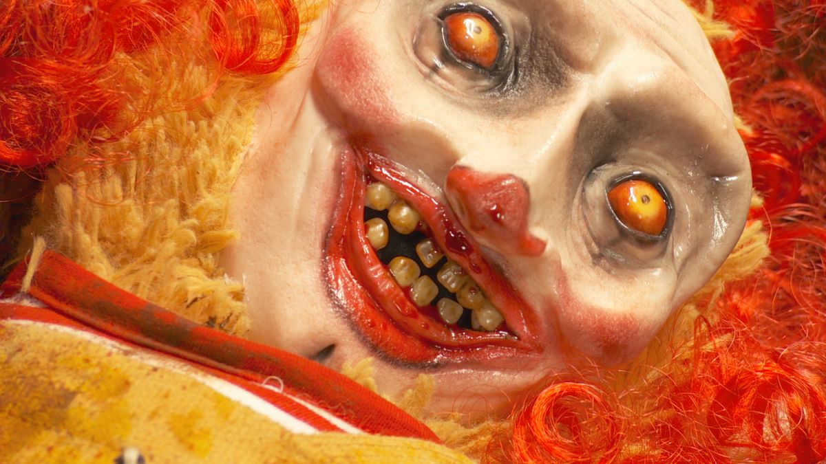 Sarita uit Dokkum transformeert schattige knuffels in bloederige monsters