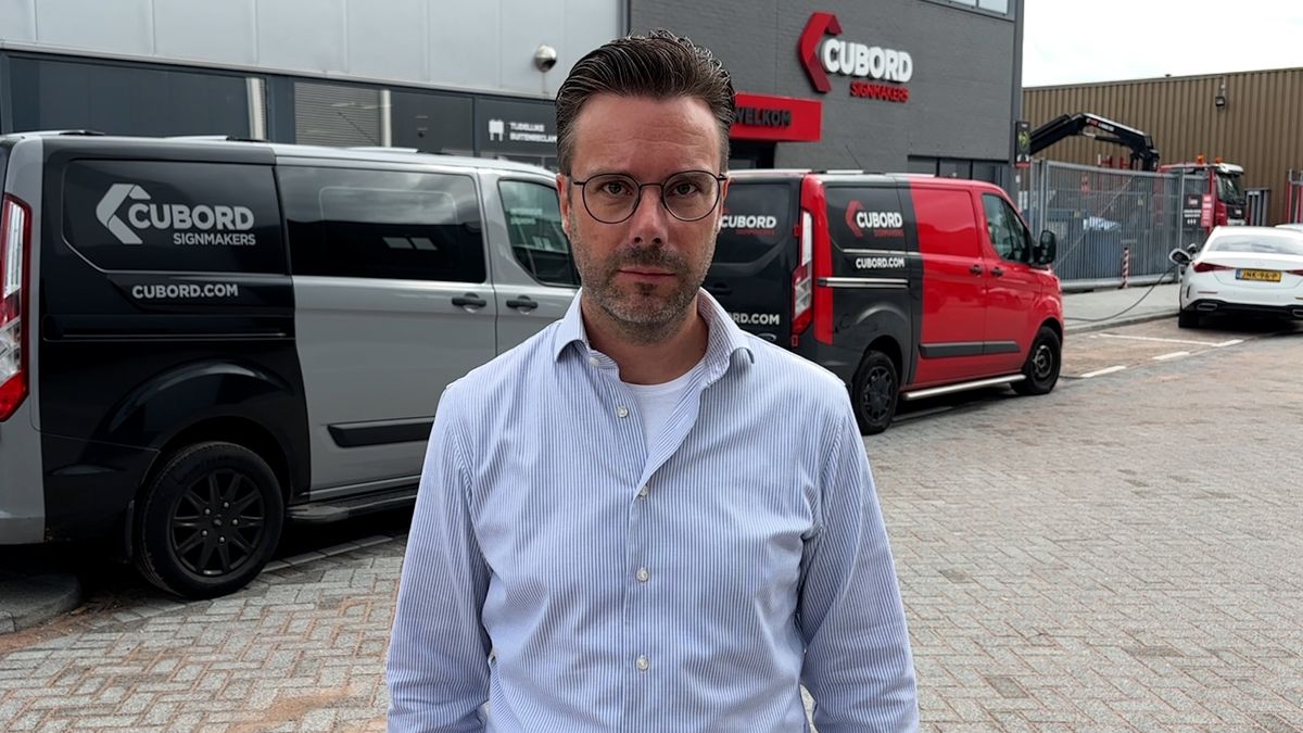 Ondernemer John raakt 130 duizend euro per jaar kwijt aan betaald parkeren: ‘Dan moeten we hier weg’