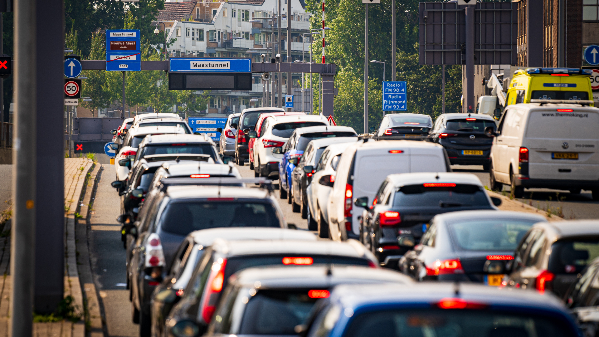Maastunnel was tijdelijk dicht voor een spoedreparatie.