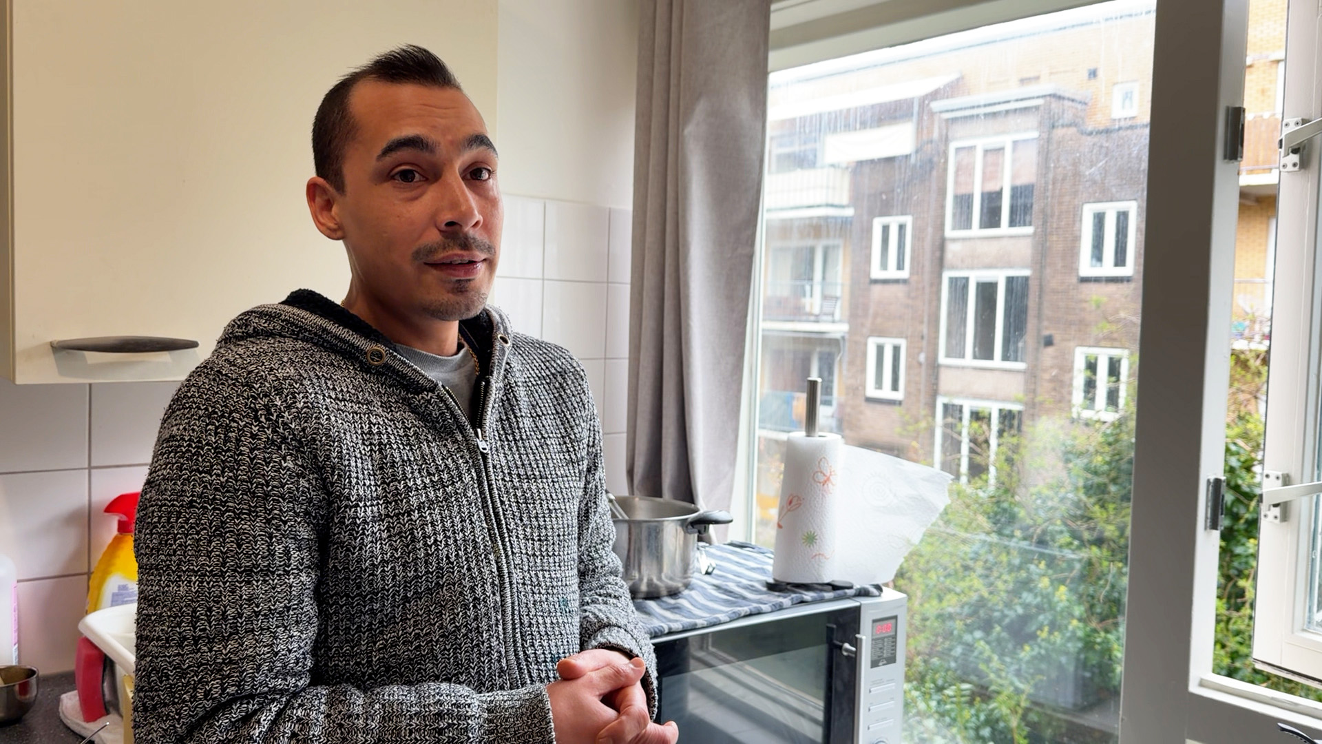 Nieuwe aanpak om huurders sneller te helpen bij schimmel in de woning