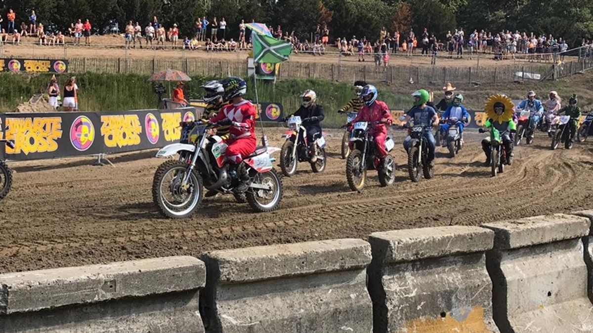 Crematie van Boet (18) in besloten kring