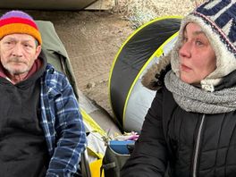 Ondanks vrieskou blijven deze daklozen liever in hun tent dan dat ze naar opvang gaan