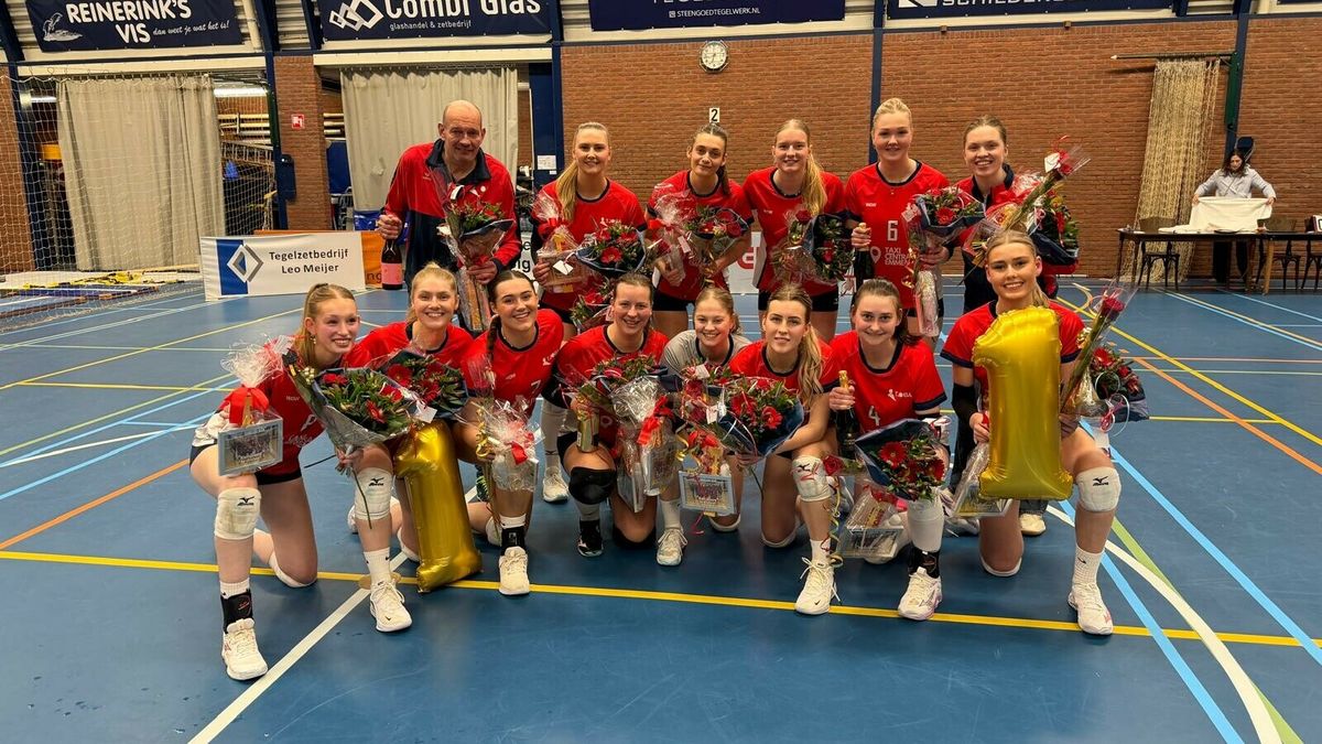 Tjoba Klazienaveen promoveert naar Topdivisie: ’We hebben het dit seizoen als team gedaan’