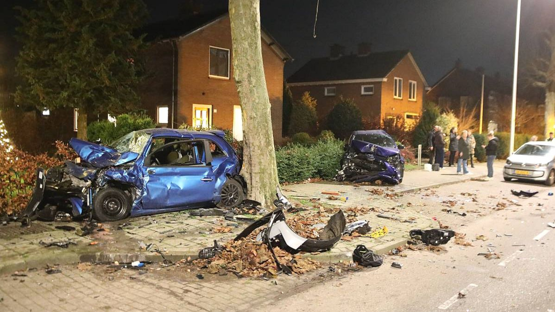Gewonde en ravage bij ernstig ongeluk