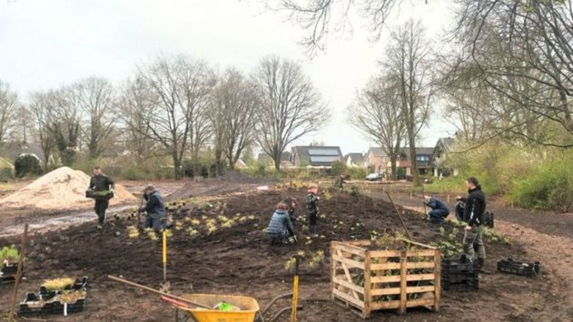Herinrichting De Schatberg in volle gang: groene ontmoetingsplek krijgt vorm.