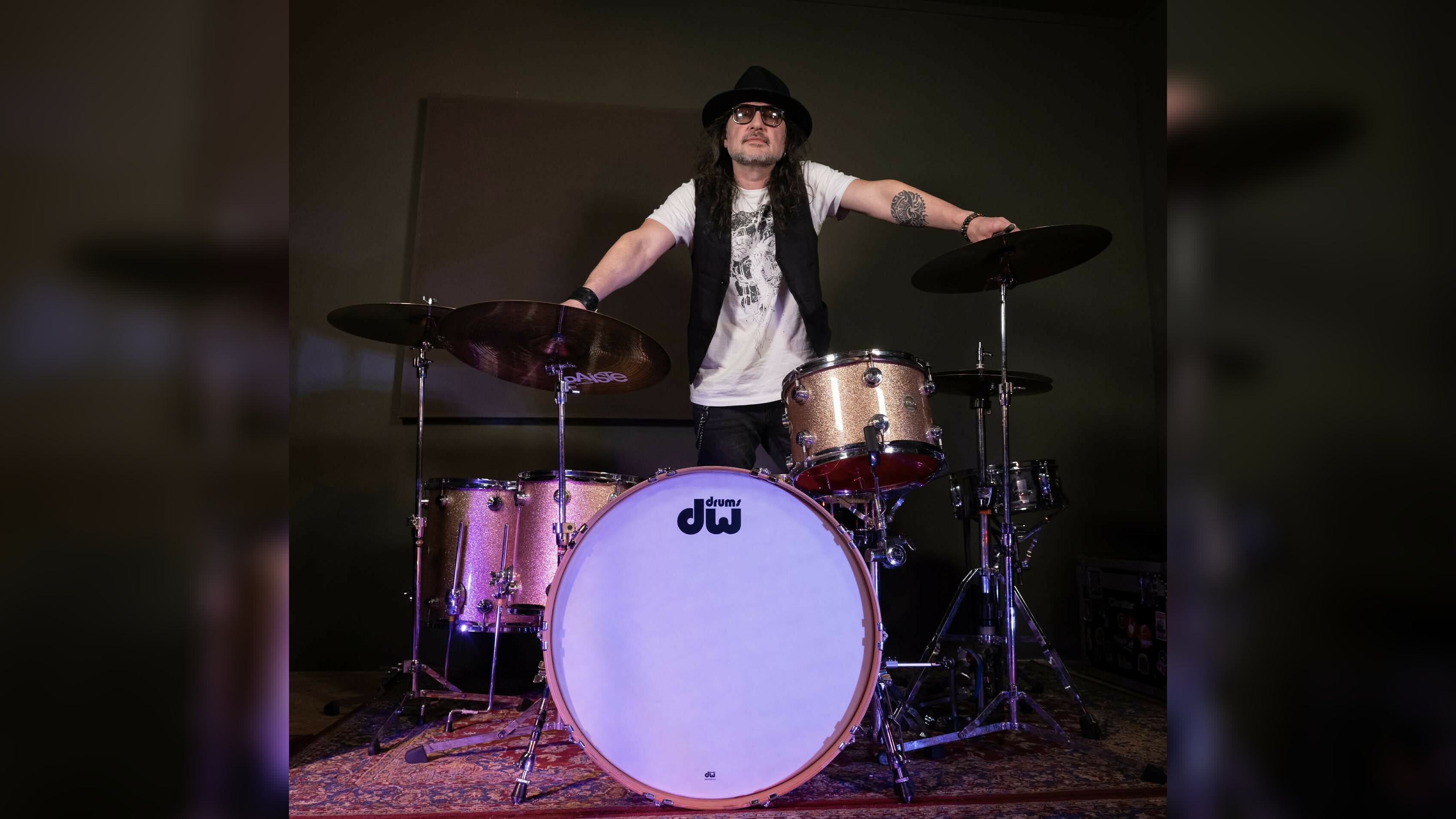 Zeeuw Jeroen Polderman drumt op come-back albums van City to City