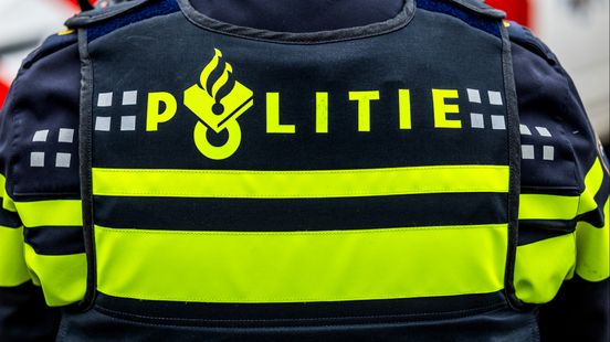 Boze asielzoekers in protest, sluiten zichzelf op in kamer Home