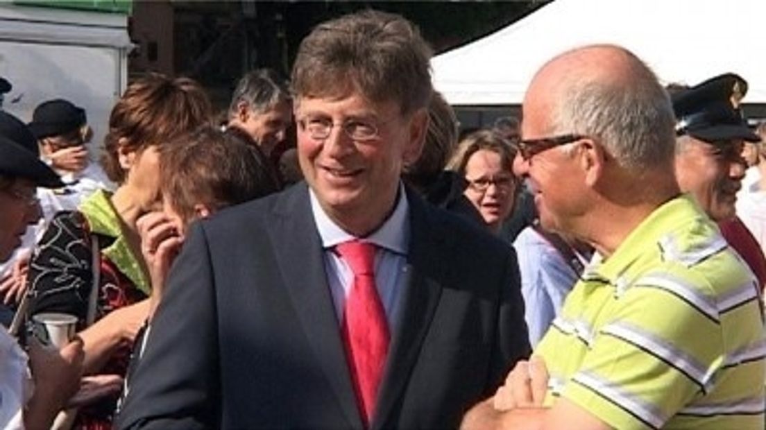 Jacques Wallage in beeld als interim-burgemeester van Amsterdam - RTV Noord