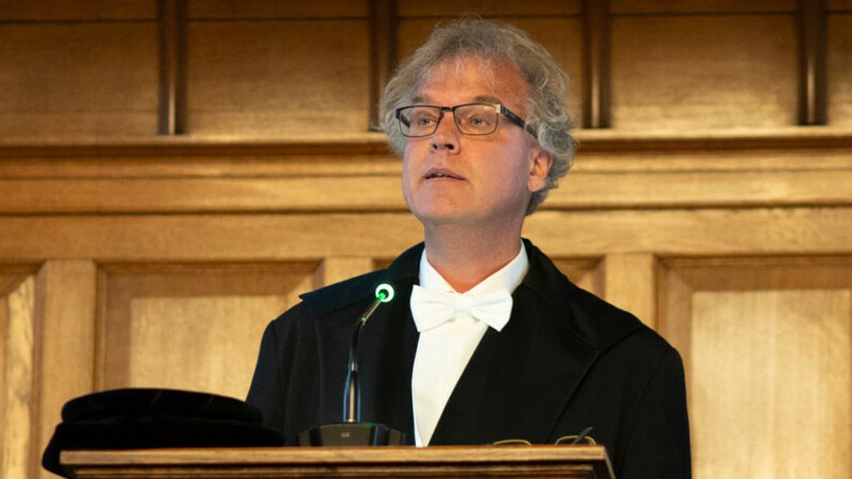 Nieuwe Friese hoogleraar waarschuwt: "Voortbestaan mensen is in gevaar"