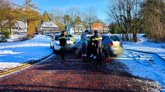 Auto's botsen door gladheid