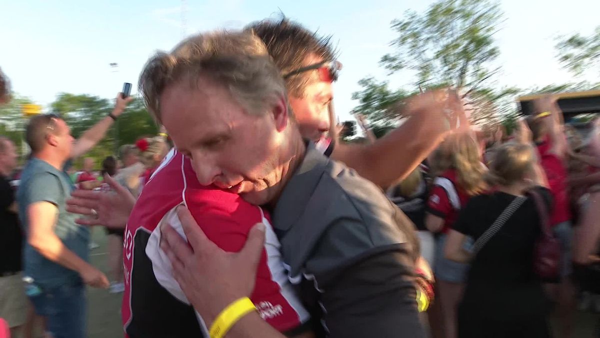 Trainer/coach van DOS'46 Henk Jan Mulder neemt met het landskampioenschap afscheid