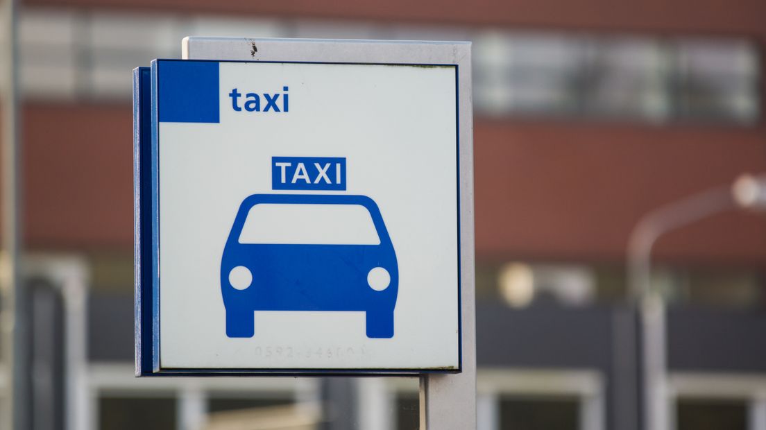 Taxi (Rechten: RTV Drenthe/Kim Stellingwerf)