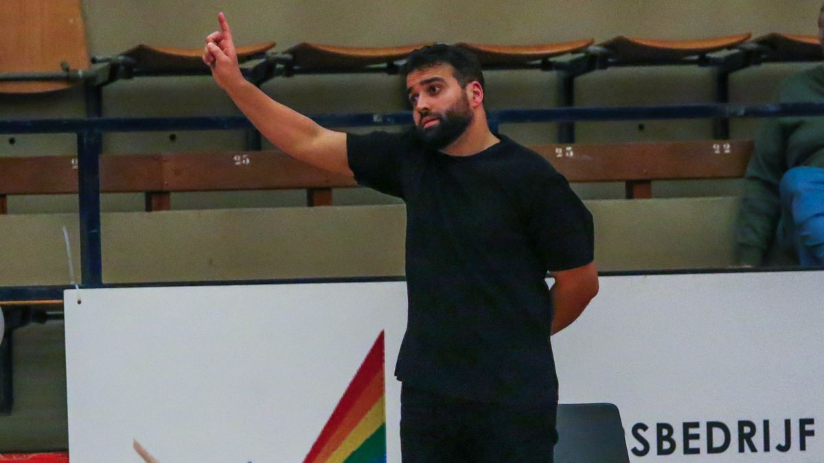 Hoessein Bouzambou aan de slag als trainer ZVV Kroeven