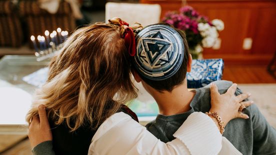 Joodse gemeenschap geschokt door aanslag Sydney: 'Niet wijken voor terreur'