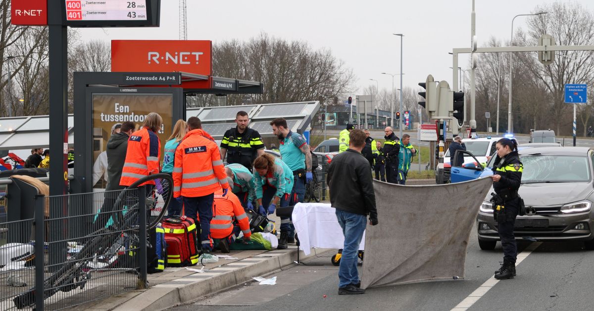 Dodelijke aanrijding: Jongen (13) overleden, automobilist aangehouden