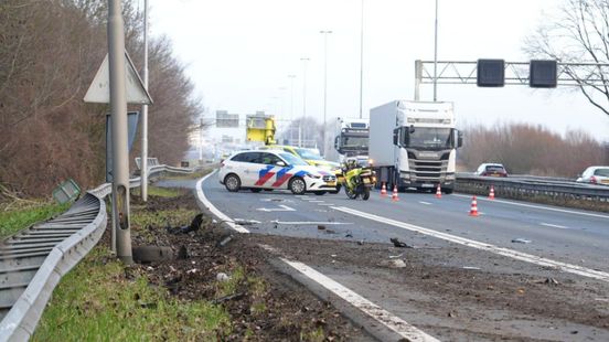 Man (58) overleden bij ongeval met vrachtwagen