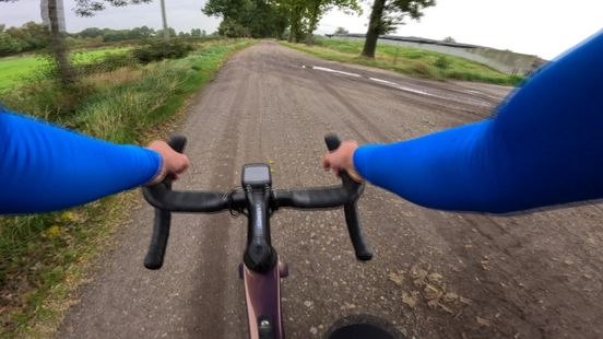Adne Koster heeft z'n hart verloren aan de gravel-bike: zondag wacht het WK